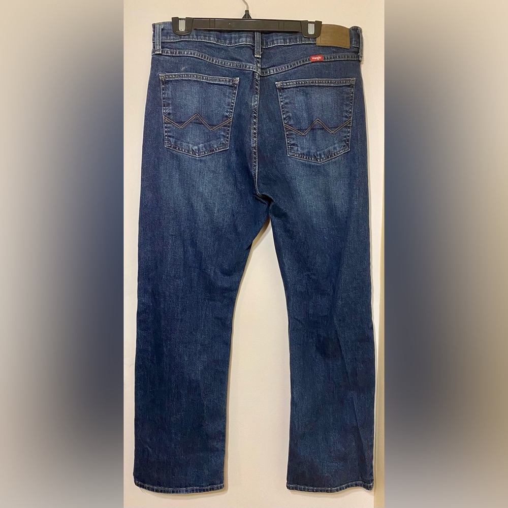 Wrangler Relaxed Boot Jeans Men’s 33”x30” RN130273